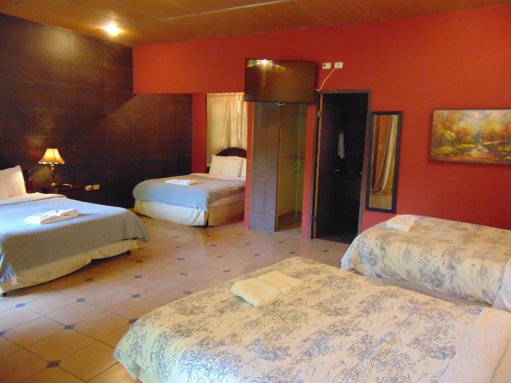 Managua Hills Hotel Buitenkant foto
