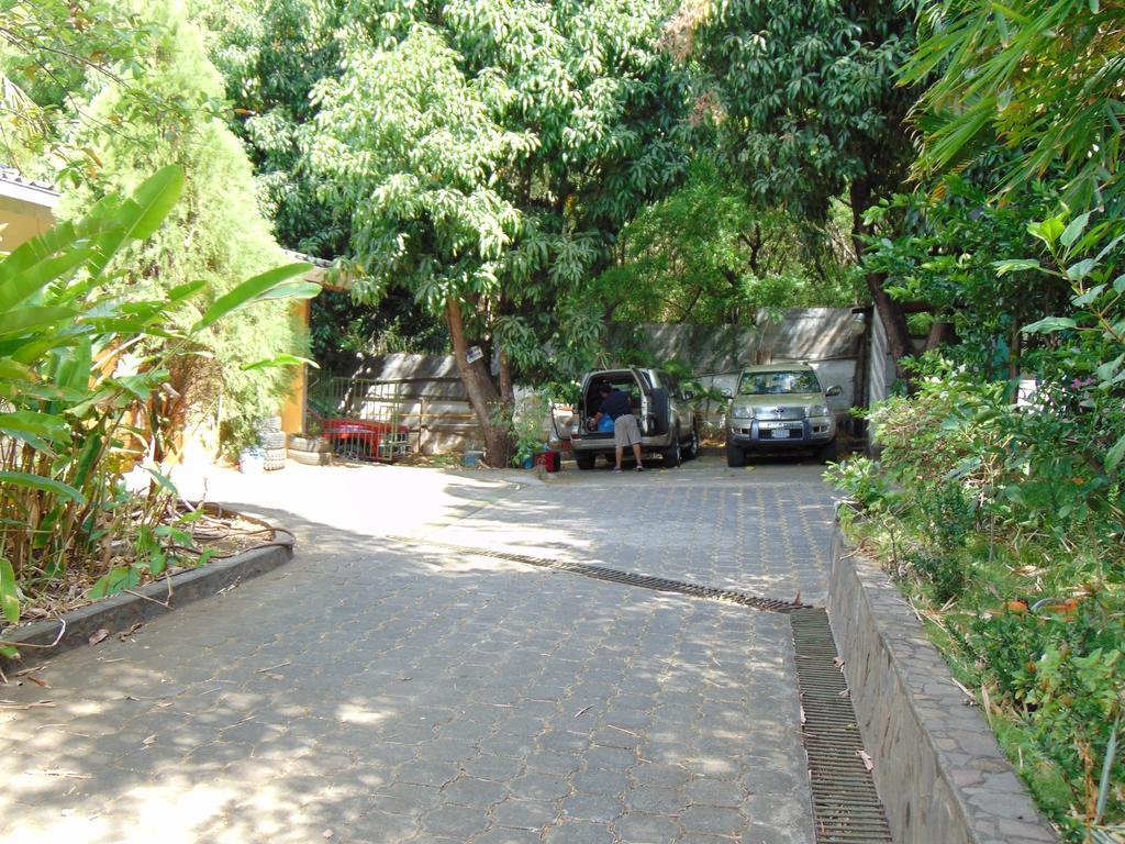 Managua Hills Hotel Buitenkant foto