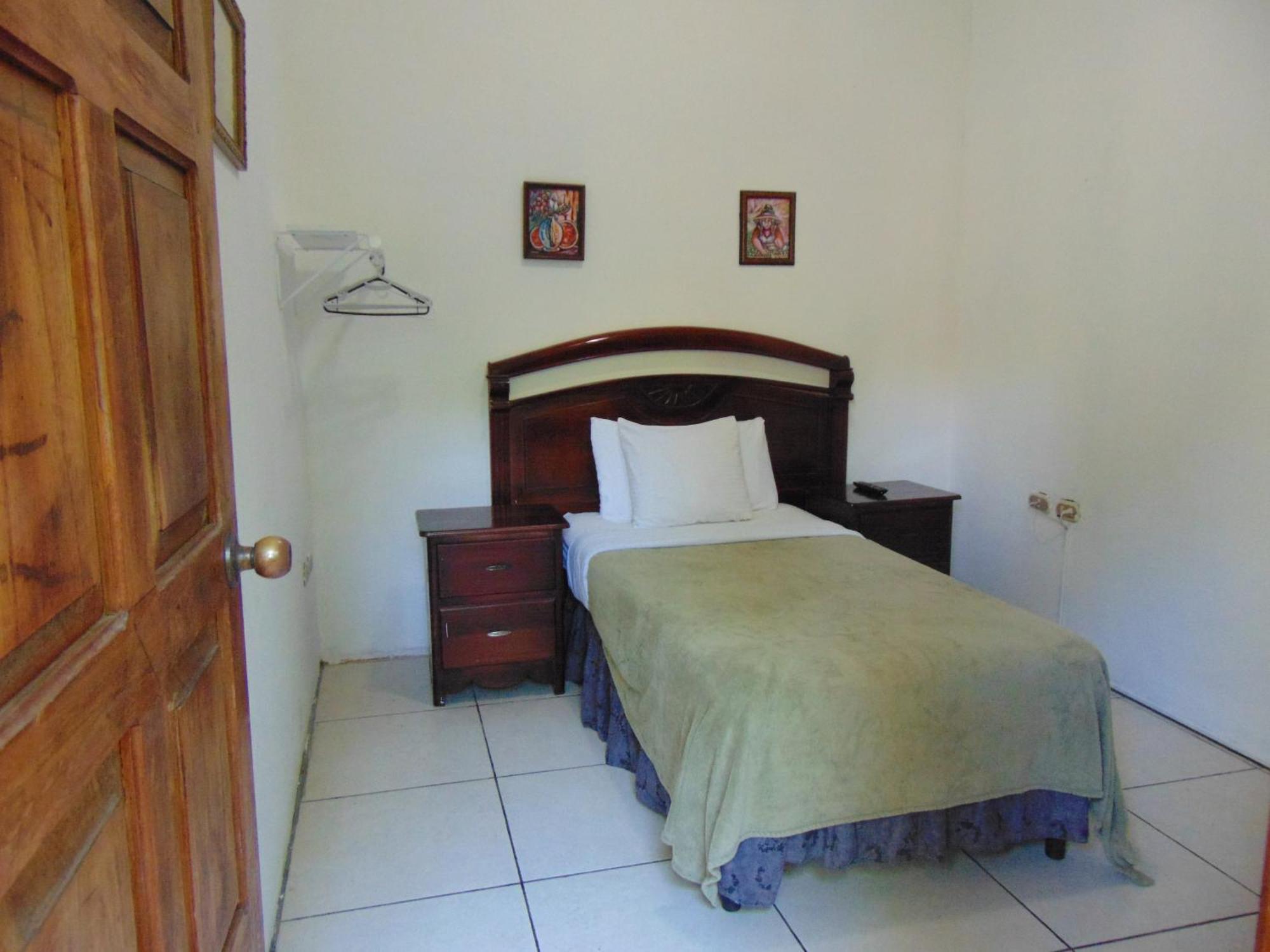 Managua Hills Hotel Buitenkant foto